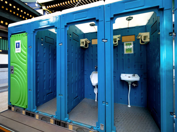 Best Portable bathroom rental  in Harbor Bluffs, FL